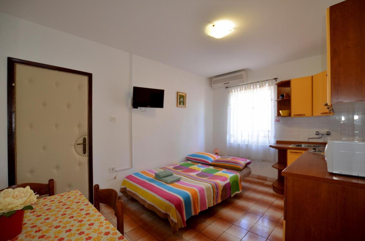 Galant Apartments Rovinj Phòng bức ảnh